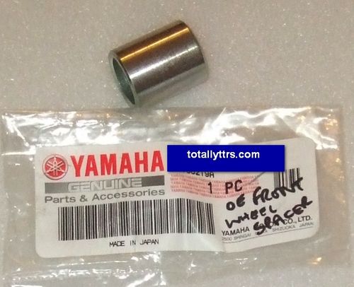 Front Axle Collar - for models with digital speedos - genuine Yamaha part