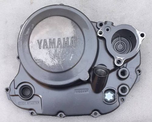 Clutch cover for blue plastic-tanked TTR250s
