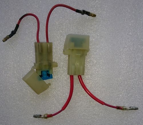 Fuse holder assembly - used